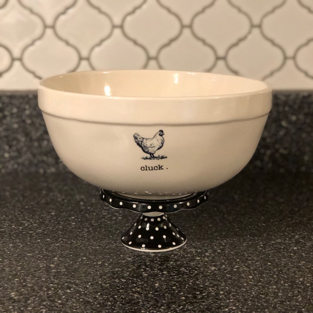 Rae Dunn cluck. Farmline Bowl